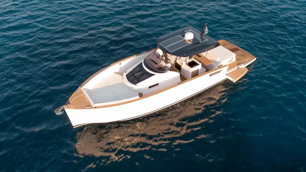 YL Six by Tesoro - Special Offer for a private Motor Yacht Charter in Zakynthos with a crew