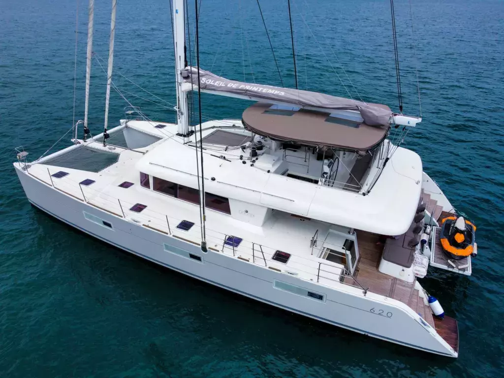 L62 by Lagoon - Special Offer for a private Sailing Catamaran Rental in Aberdeen with a crew