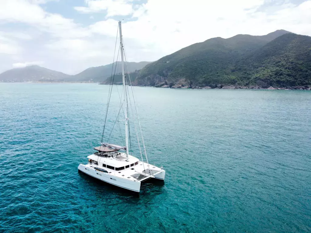 L62 by Lagoon - Special Offer for a private Sailing Catamaran Charter in Aberdeen with a crew