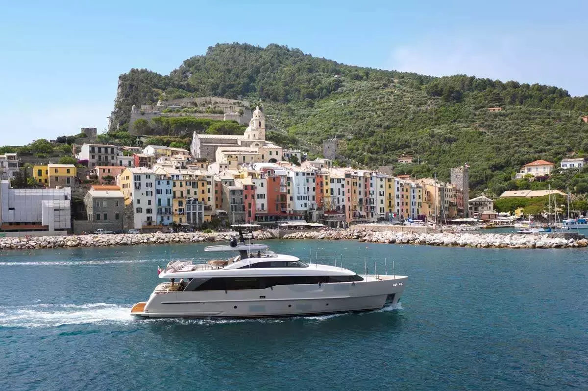 EM3 by Sanlorenzo - Special Offer for a private Motor Yacht Charter in Cannes with a crew