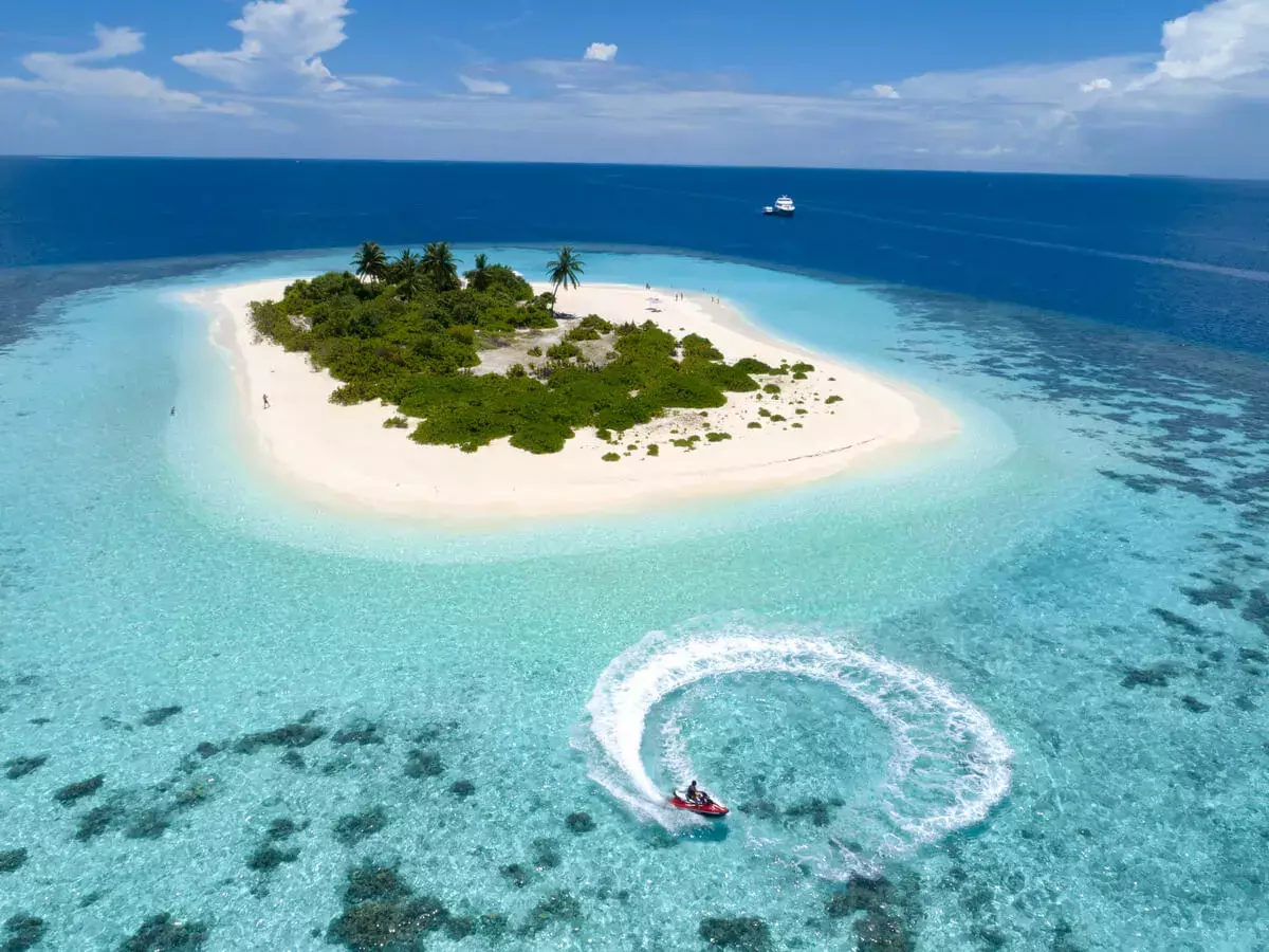 Searex by Tropical Adventure – Private Superyacht Charter in Seychelles