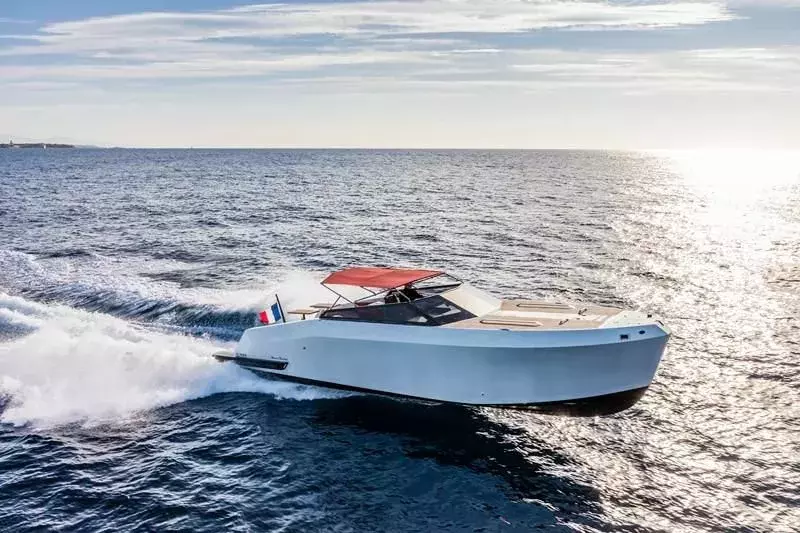 Get Lucky by Mazu - Top rates for a Rental of a private Power Boat in Monaco