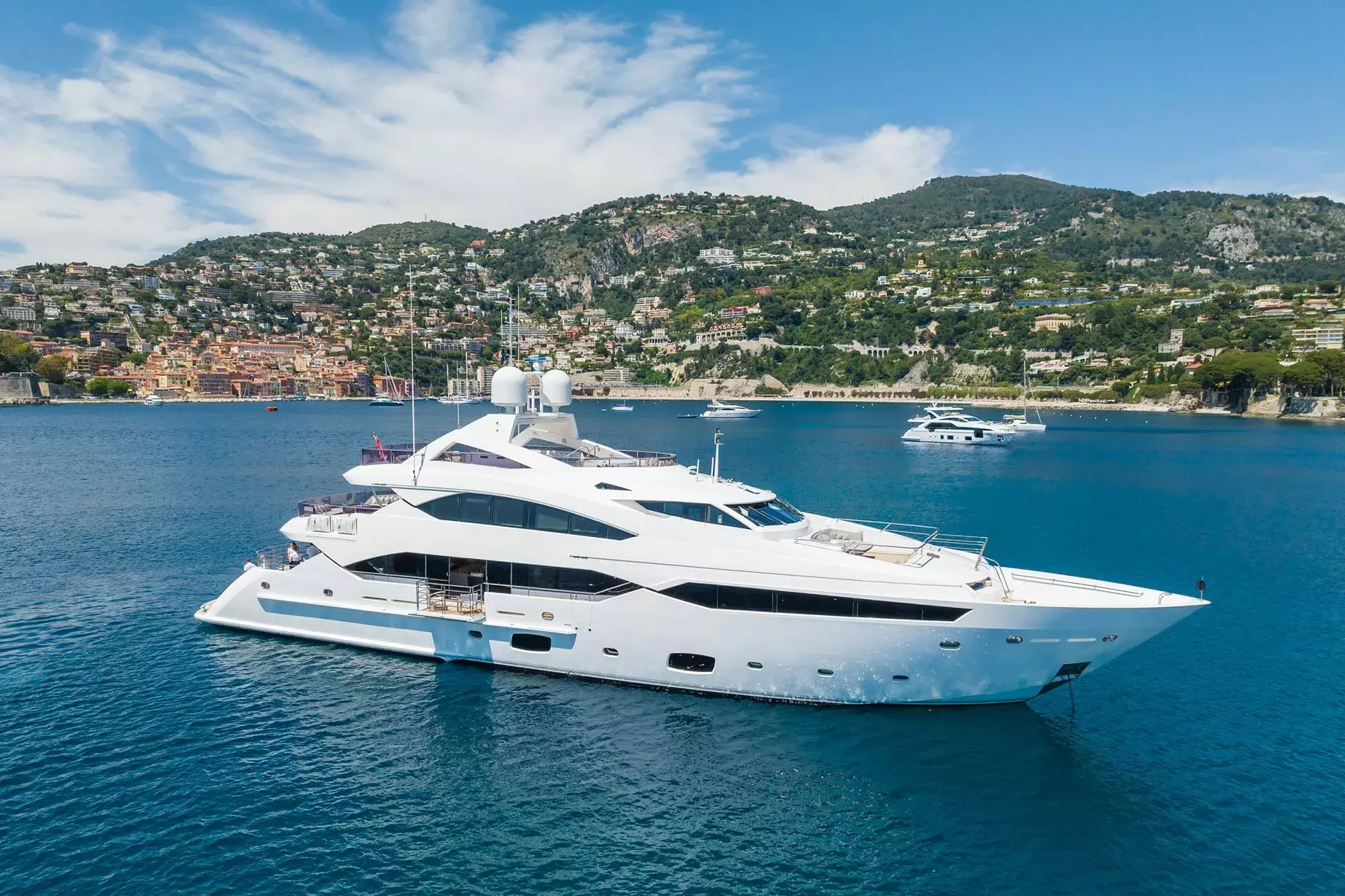 Thumper by Sunseeker – Private Superyacht Charter in Mallorca – Special Offer at Boatcrowd