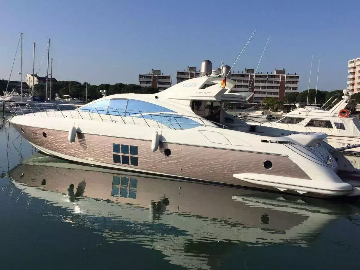 Zipi Zape by Azimut - Top rates for a Charter of a private Motor Yacht in Spain