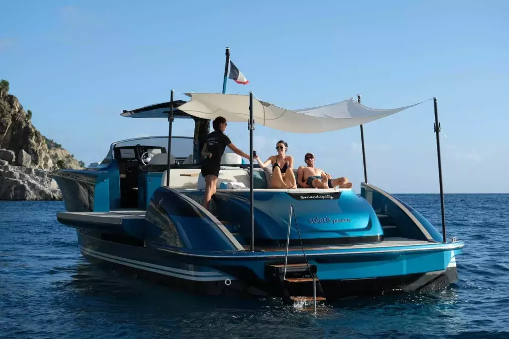 Solaris I by Solaris - Special Offer for a private Power Boat Rental in Simpson Bay with a crew