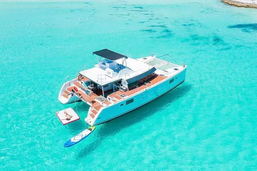 SUP by Lagoon - Top rates for a Rental of a private Power Catamaran in St Barths