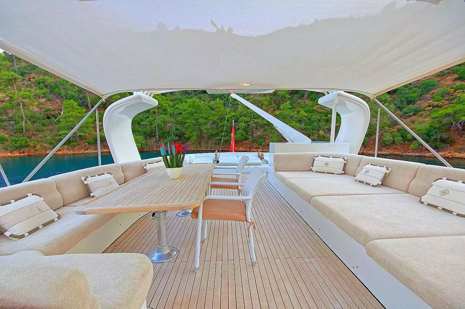 Blanco by Notika Teknik - Top rates for a Charter of a private Motor Yacht in Turkey