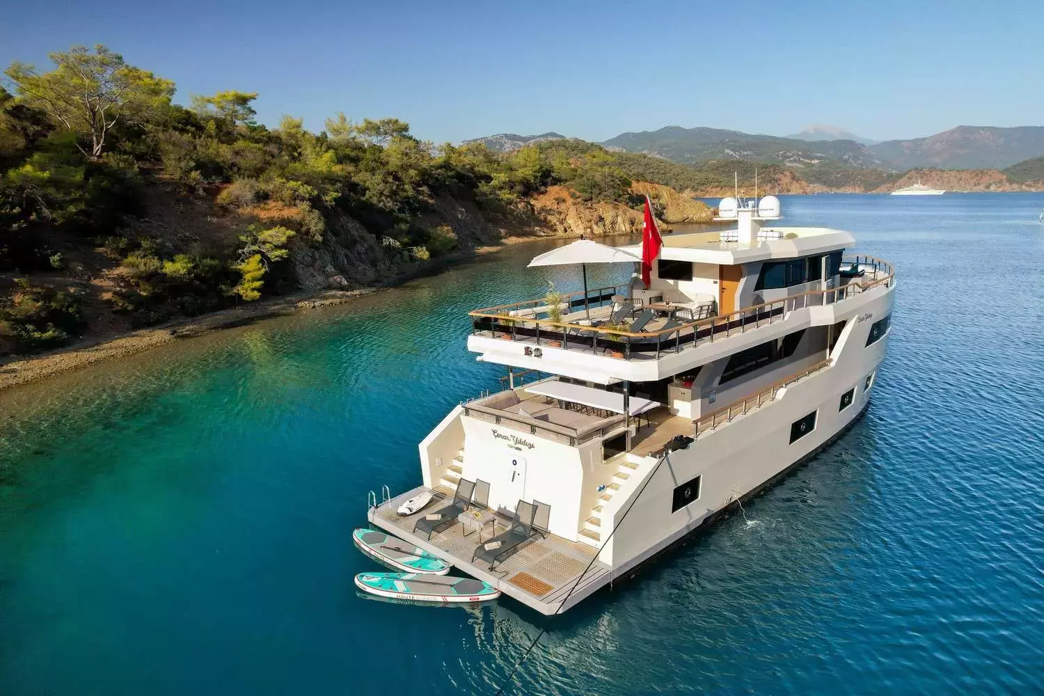 Cinar Yildizi by Custom Made - Special Offer for a private Motor Yacht Charter in Istanbul with a crew