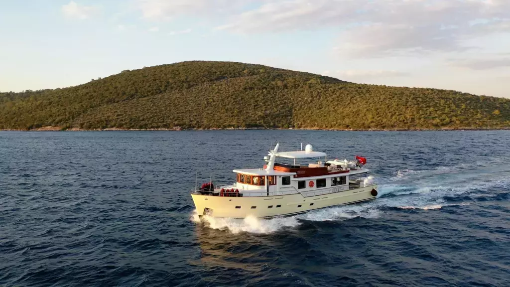 Dilnisin by Taka Yat - Top rates for a Charter of a private Motor Yacht in Turkey