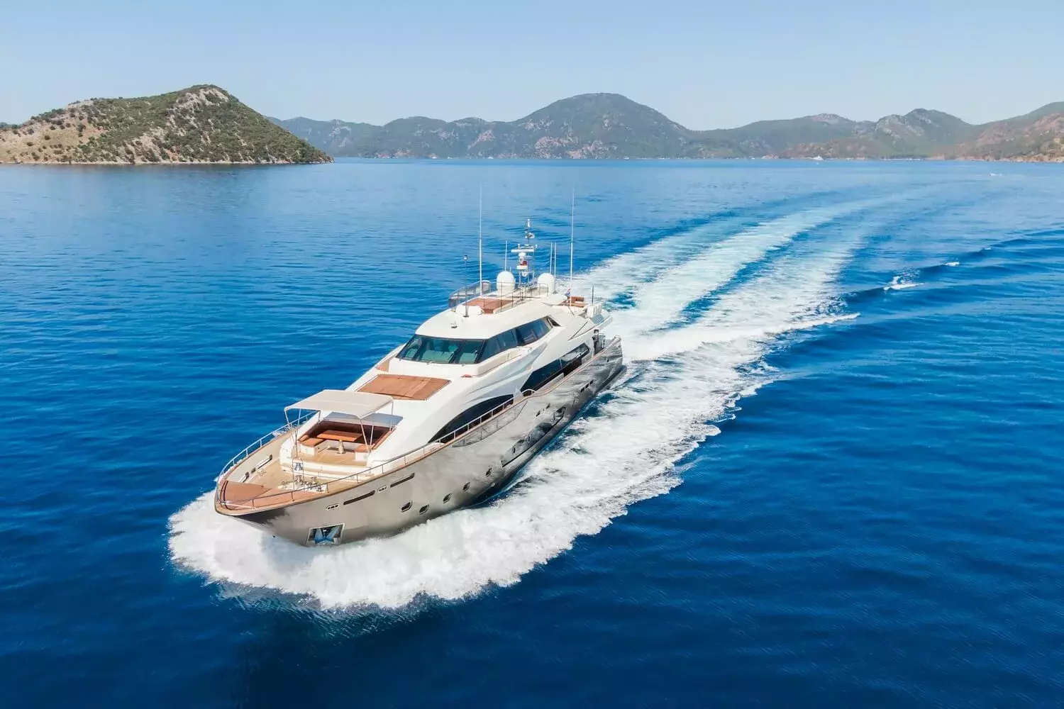 Thalyssa by Custom Line – Private Superyacht Charter in Italy