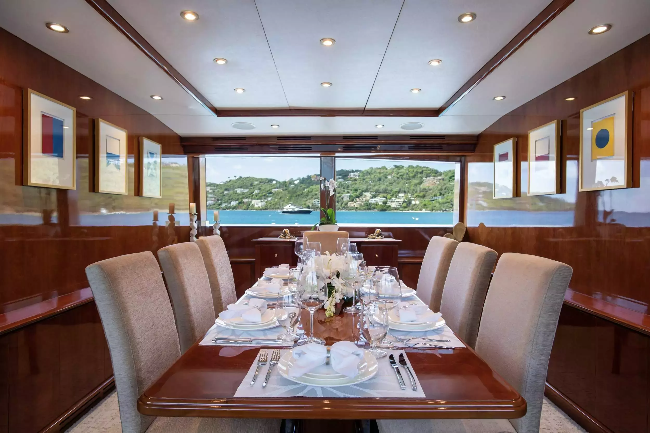 Boatcrowd