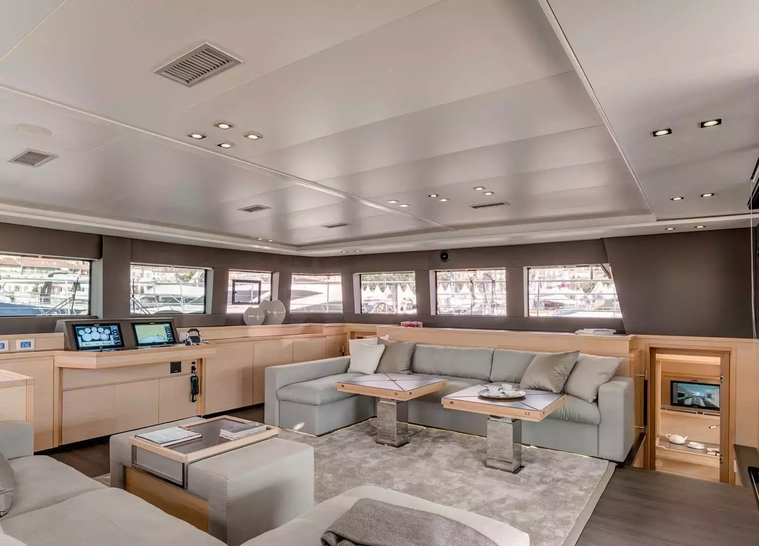 Ultra by Lagoon - Top rates for a Charter of a private Power Catamaran in US Virgin Islands
