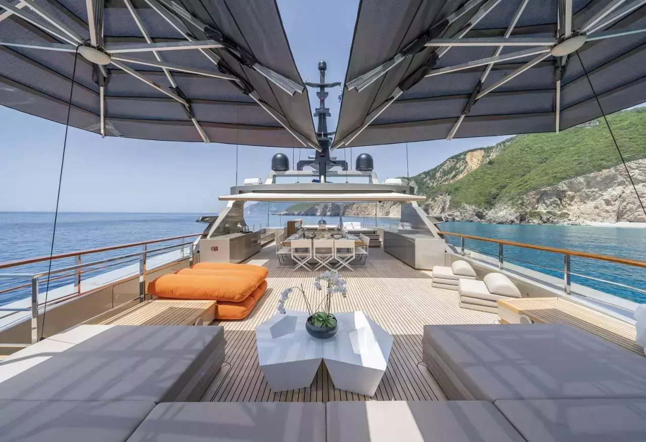 Maverick I by Admiral - Special Offer for a private Superyacht Charter in Portofino with a crew
