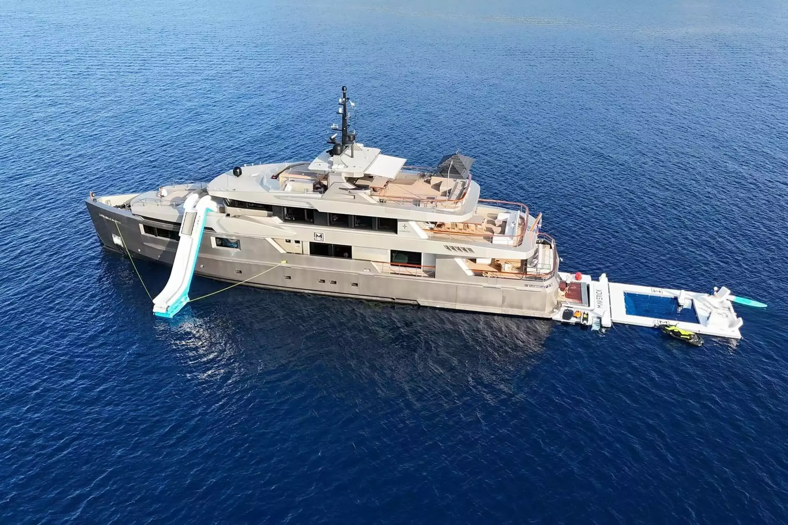 Maverick I by Admiral – Private Superyacht Charter in Maldives
