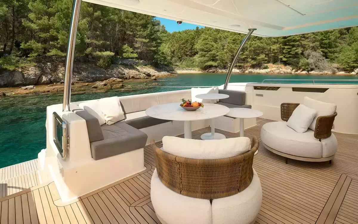 Damari by Ferretti - Special Offer for a private Superyacht Charter in Split with a crew