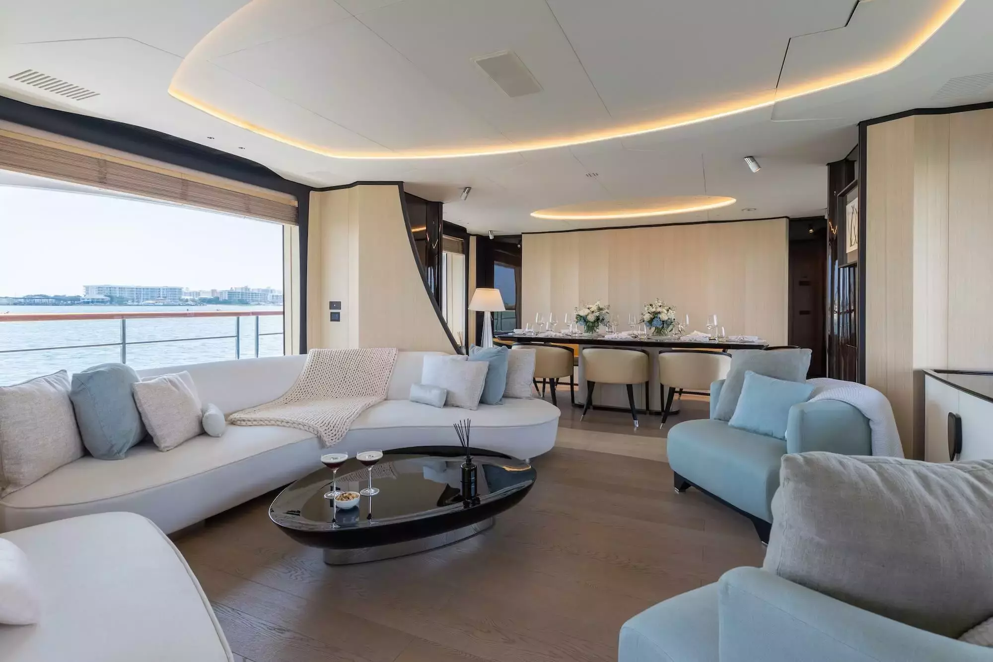 Bella Vita by Benetti - Private Superyacht Charter in Turks and Caicos – Special Offer at Boatcrowd