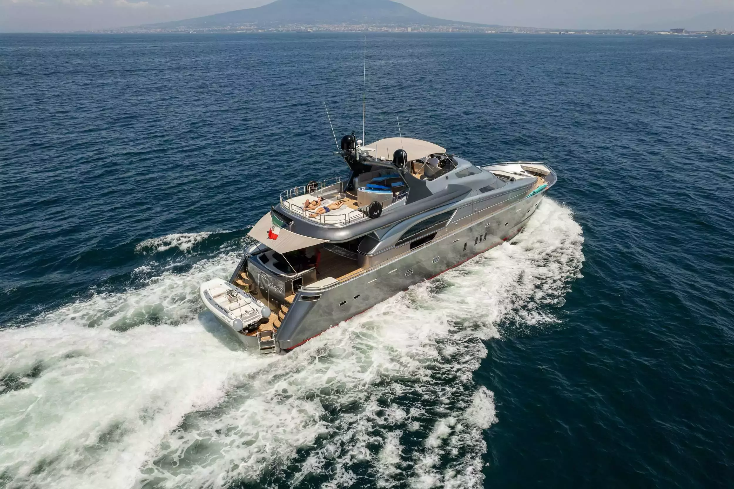 Boatcrowd