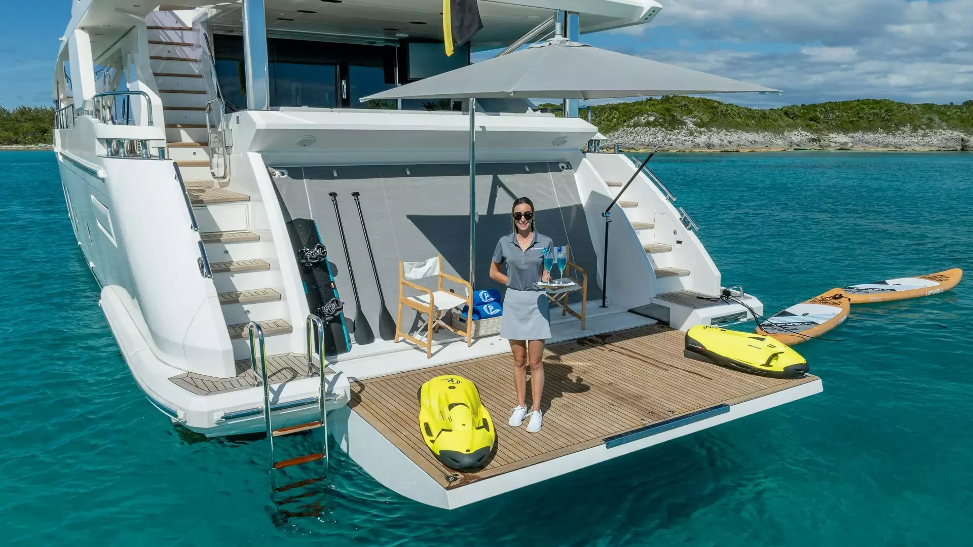 Pier Pressure by Azimut - Special Offer for a private Motor Yacht Charter in Exuma with a crew