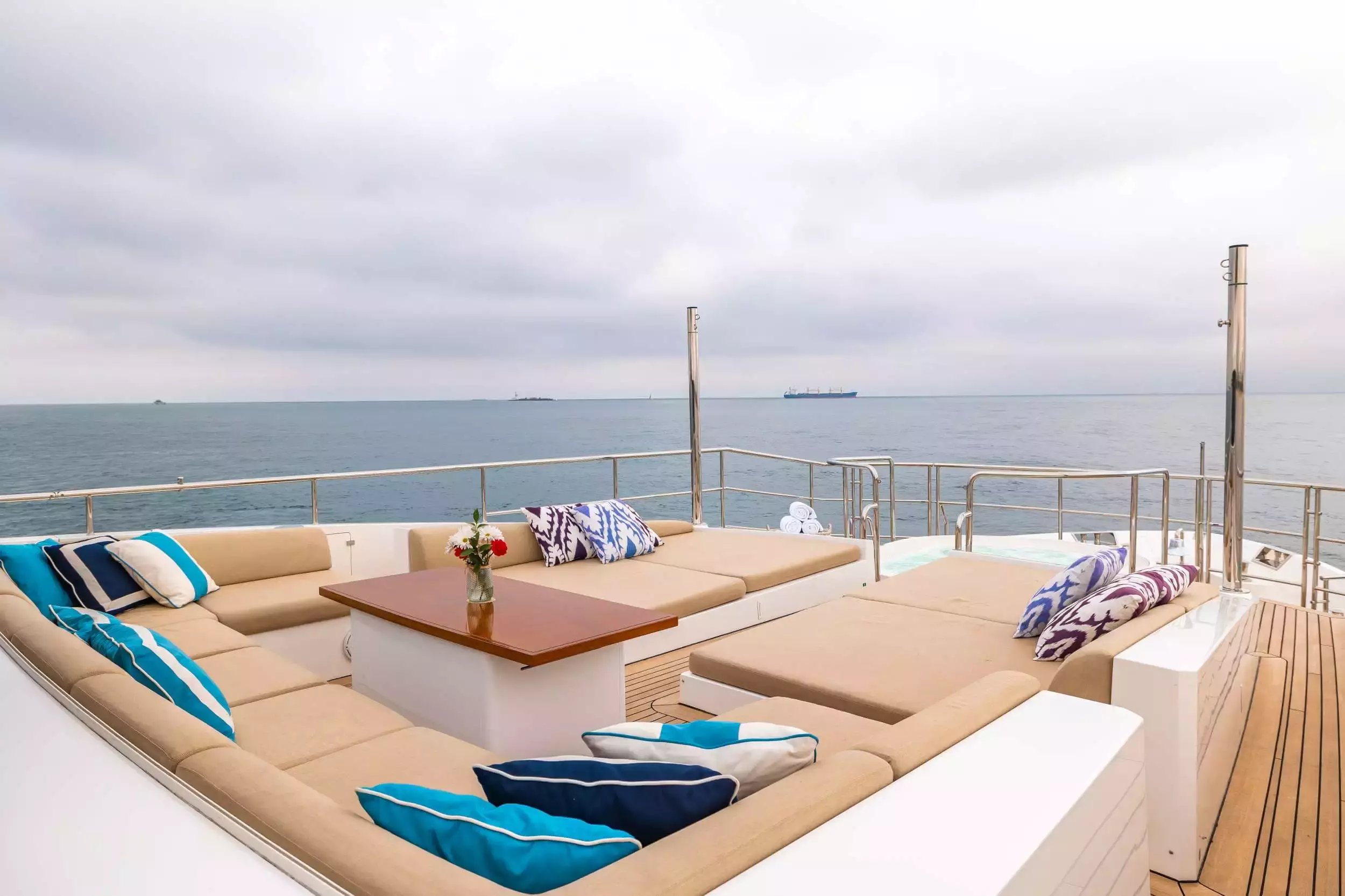 Patience by Benetti - Special Offer for a private Superyacht Charter in Harbour Island with a crew