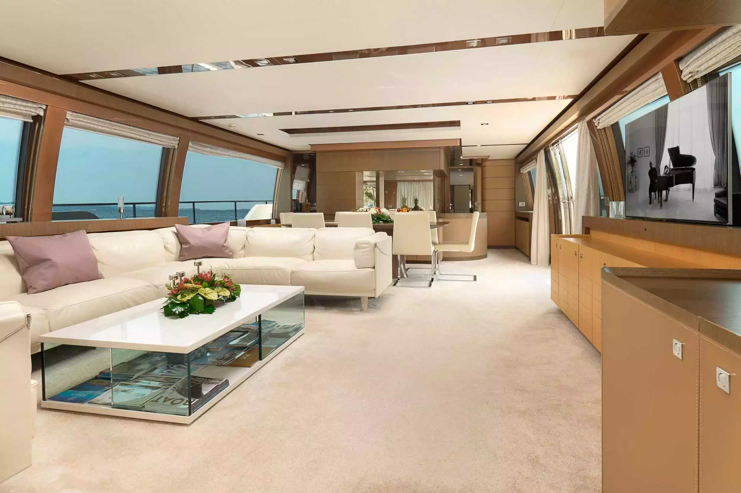 Iva by Ferretti – Private Motor Yacht Charter in Split