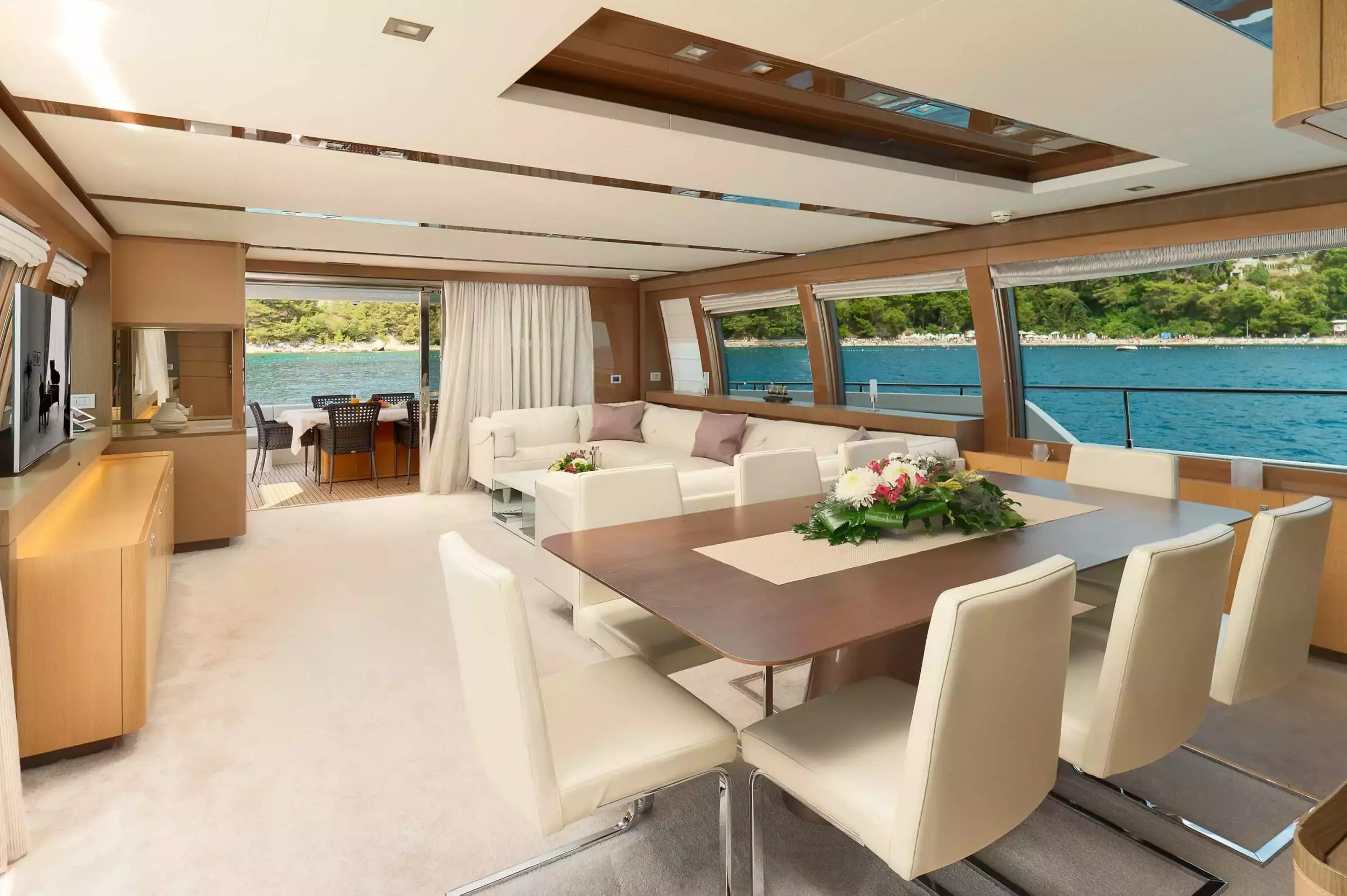 Iva by Ferretti – Private Motor Yacht Charter in Split