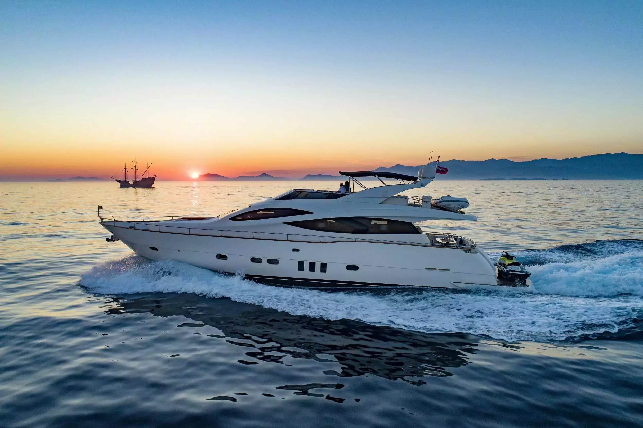 Sal T by Filippetti - Special Offer for a private Motor Yacht Charter in Rogoznica with a crew