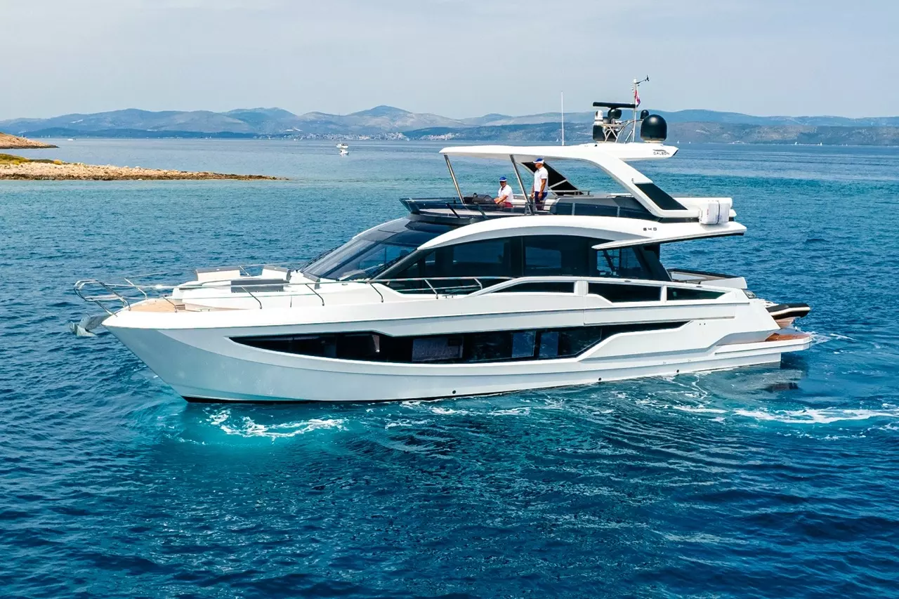 FG Star by Galeon - Special Offer for a private Motor Yacht Charter in Rogoznica with a crew
