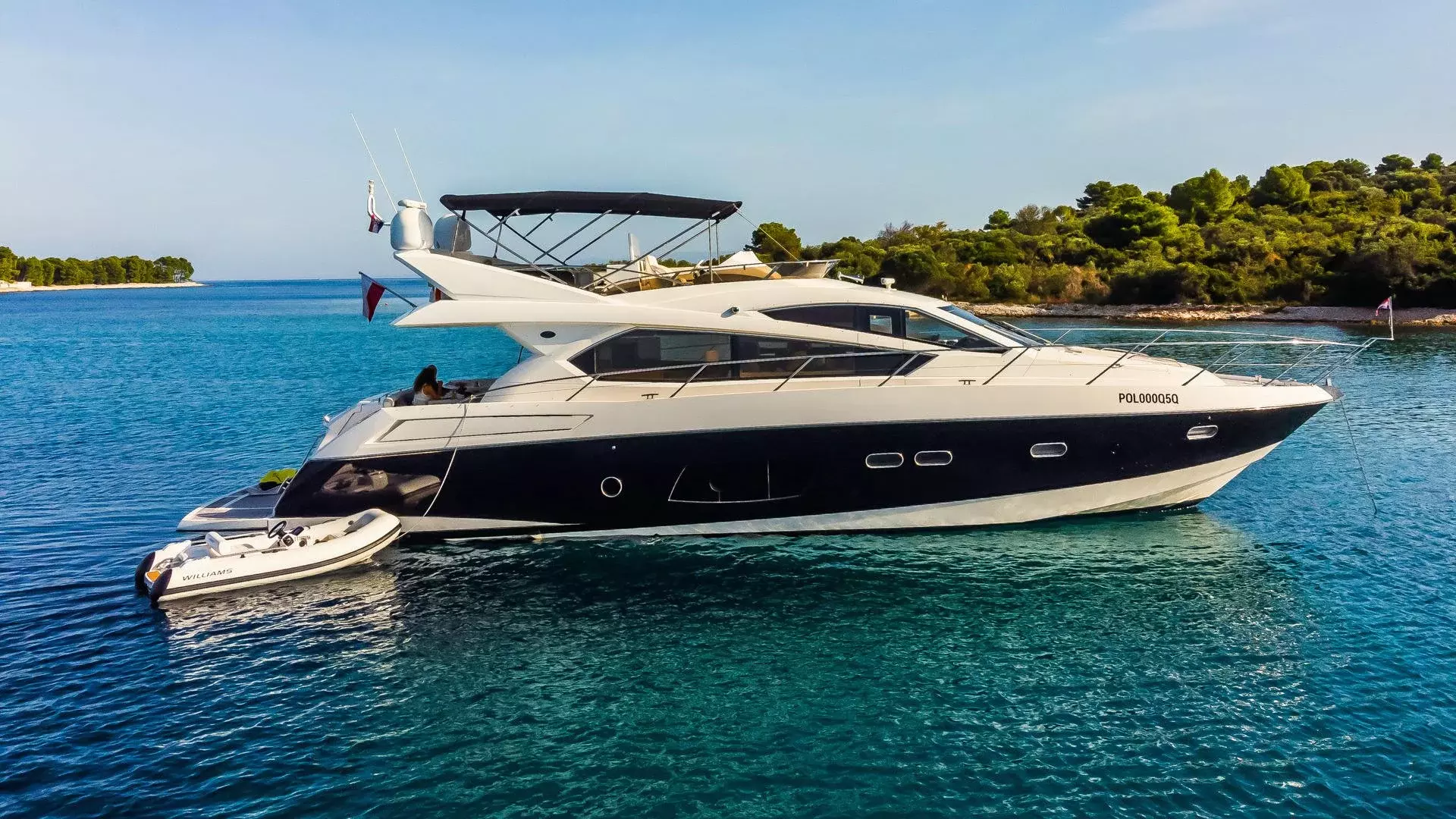 2 Drunk by Sunseeker - Special Offer for a private Motor Yacht Charter in Hvar with a crew