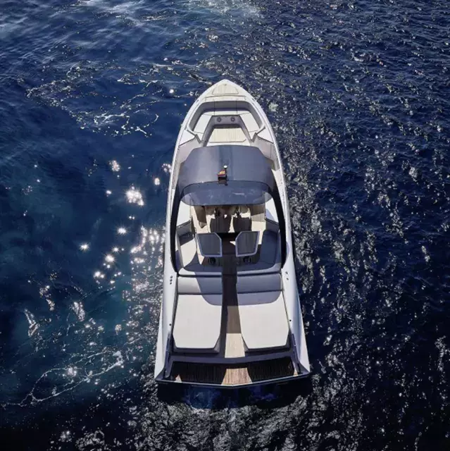 Moana by Frauscher - Special Offer for a private Power Boat Rental in Cap DAil with a crew