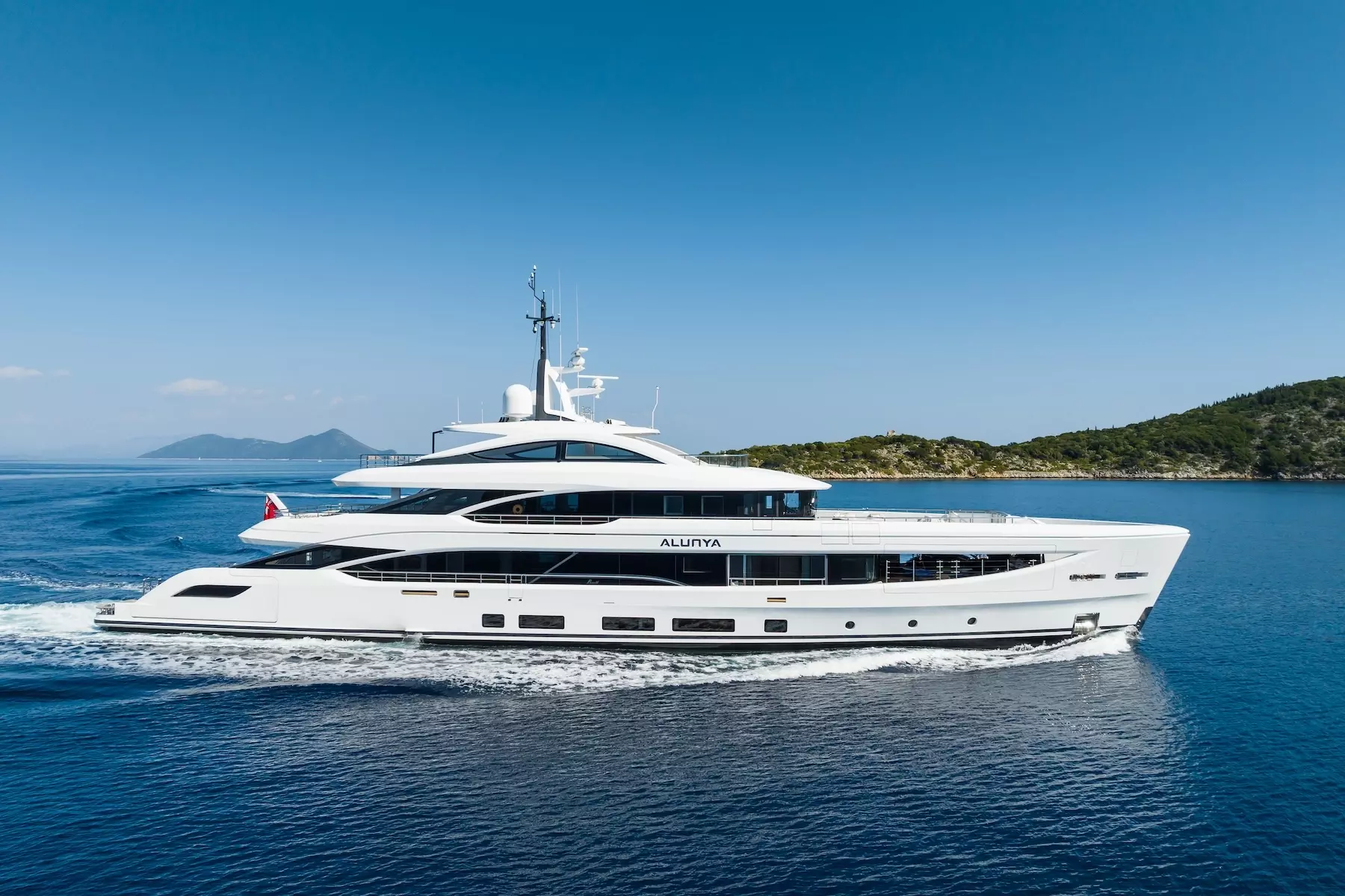 Alunya by Benetti - Special Offer for a private Superyacht Charter in St-Jean-Cap-Ferrat with a crew
