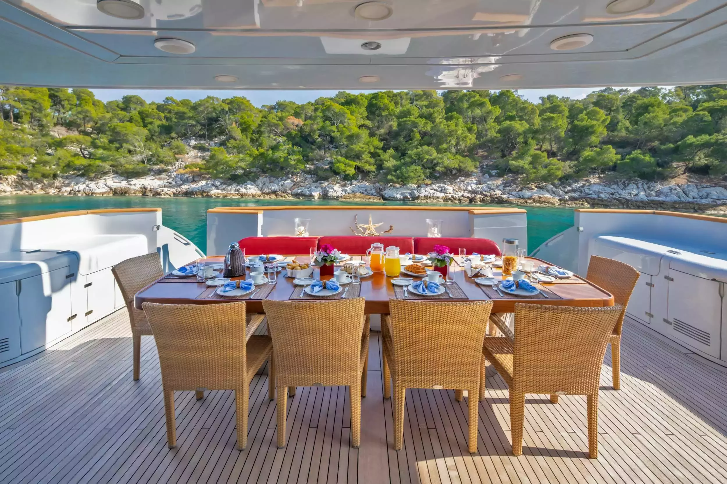 Glaros by Maiora - Special Offer for a private Superyacht Rental in Paros with a crew