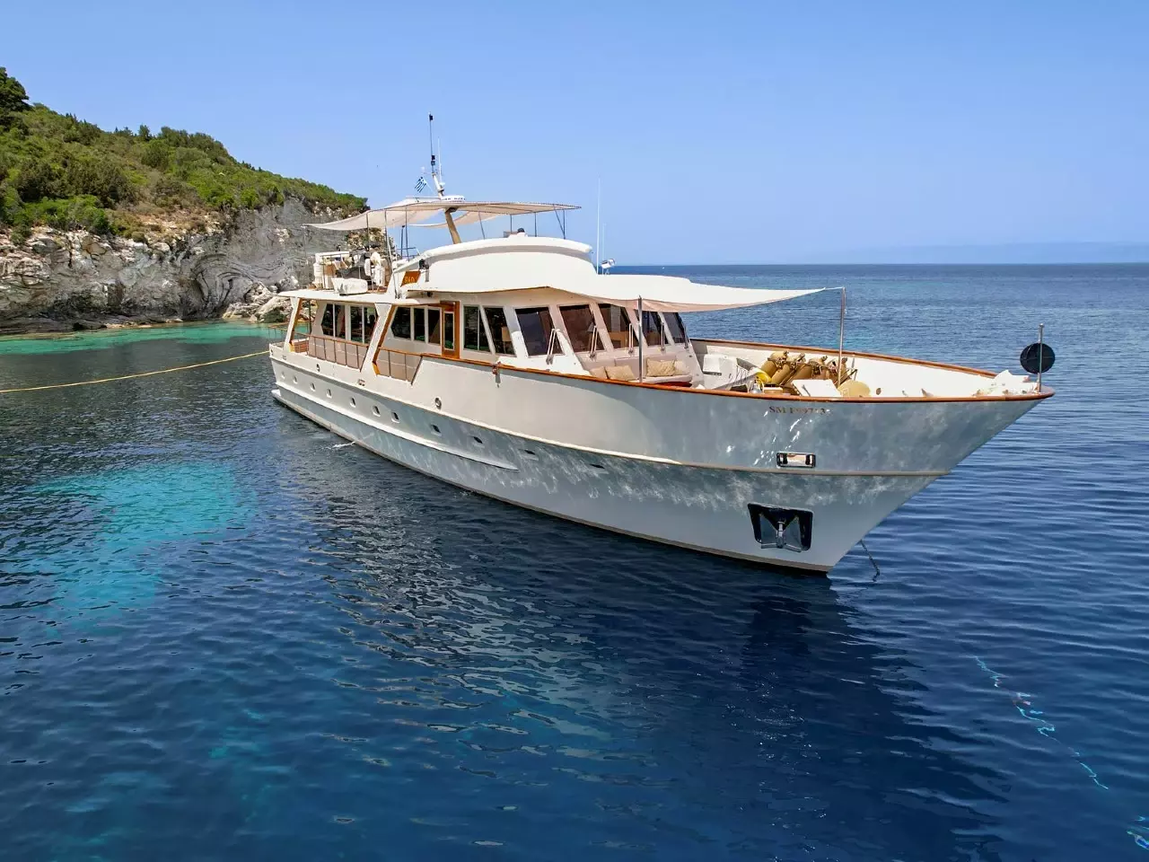 Stalca by Visch - Special Offer for a private Motor Yacht Charter in Corfu with a crew