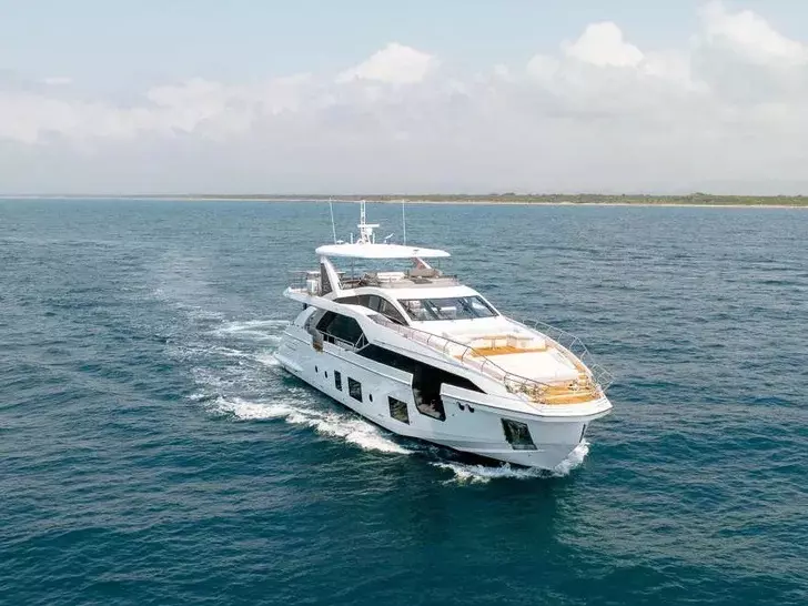 Vesta by Azimut - Special Offer for a private Motor Yacht Charter in Cap DAil with a crew