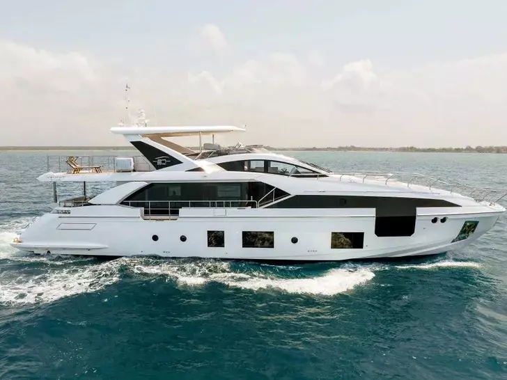 Vesta by Azimut - Special Offer for a private Motor Yacht Charter in Naples with a crew