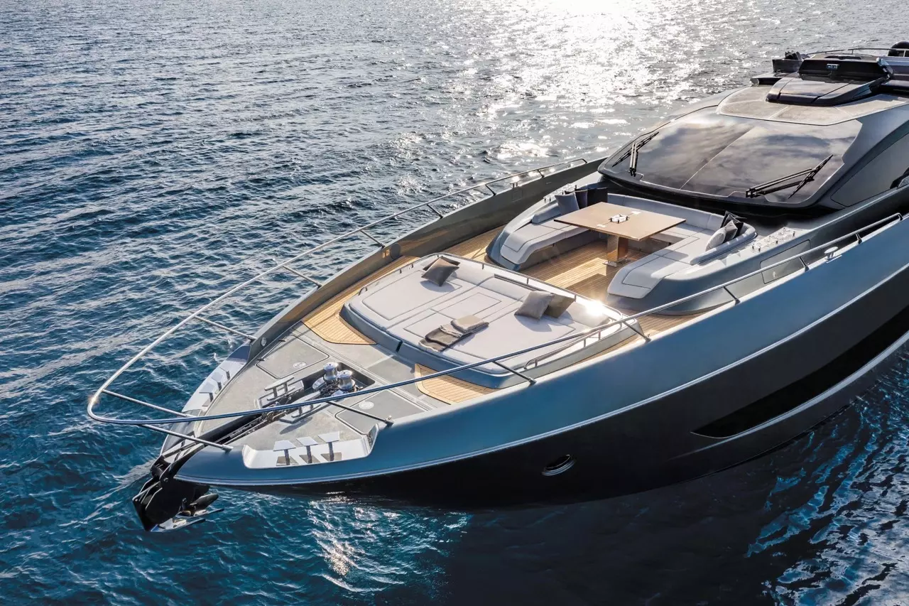 Montenapo by Riva - Special Offer for a private Motor Yacht Charter in Beaulieu-sur-Mer with a crew