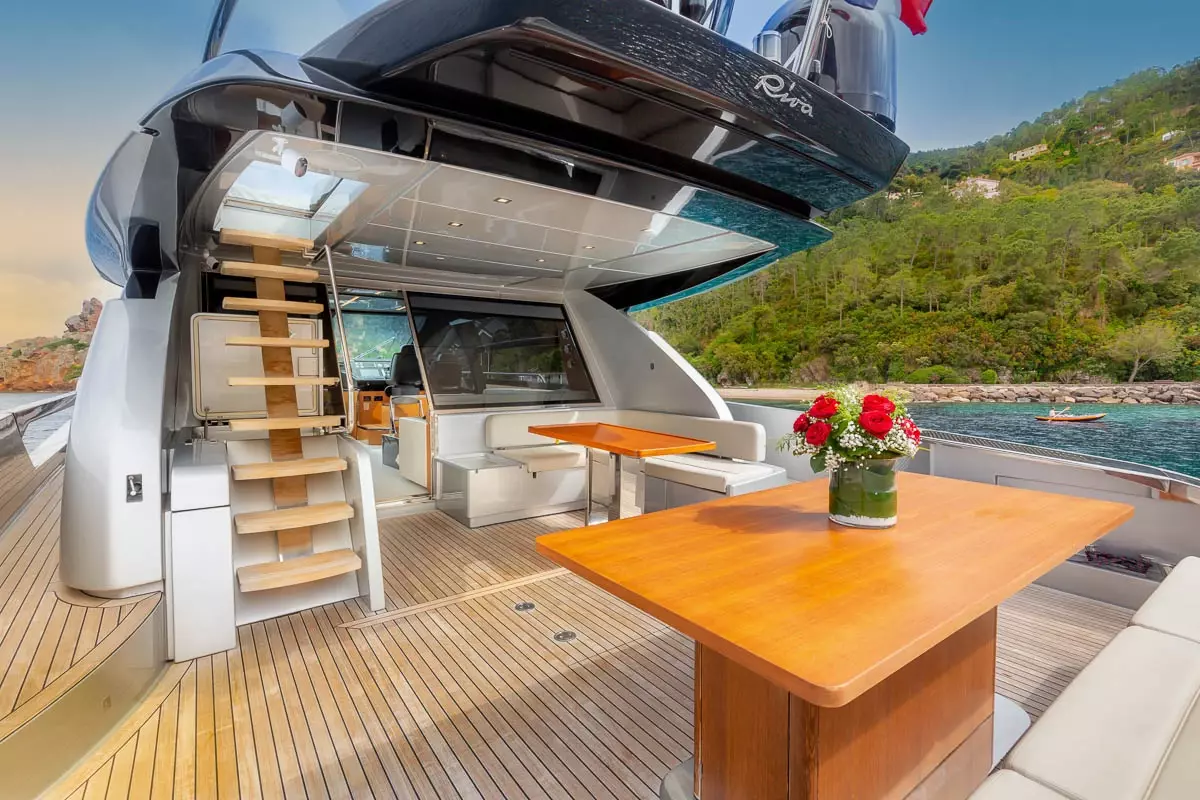 Riva Soul by Riva - Special Offer for a private Motor Yacht Charter in Naples with a crew