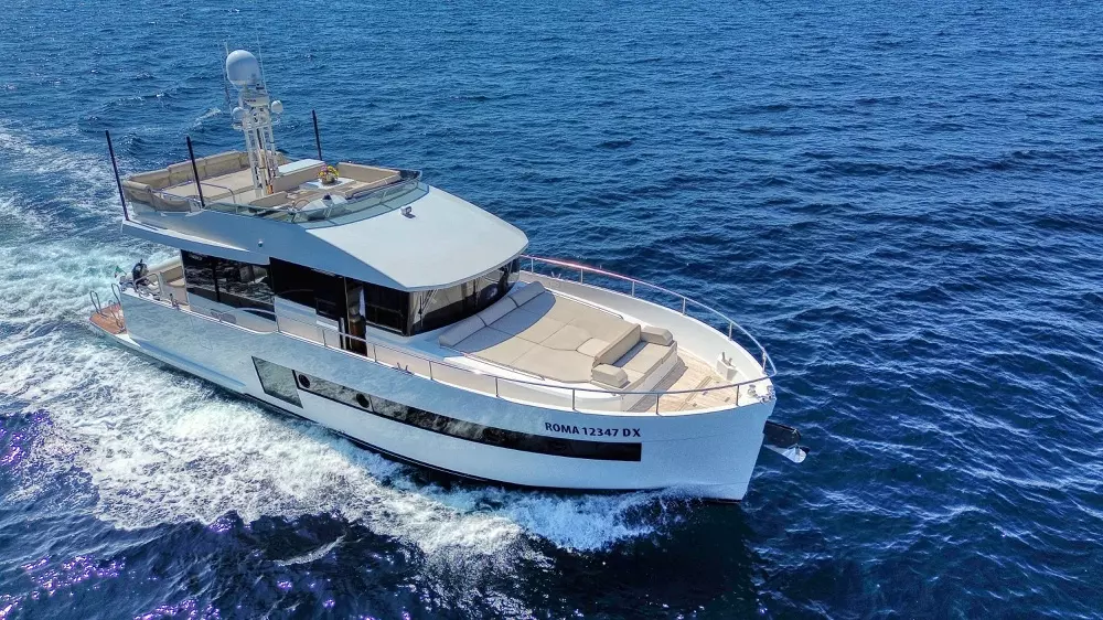 Mariu D by Sundeck Yachts - Special Offer for a private Motor Yacht Charter in Genoa with a crew