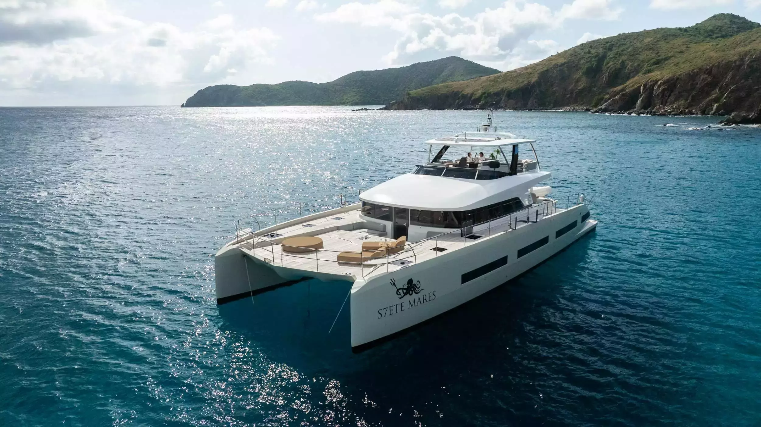 Siete Mares by Lagoon - Top rates for a Charter of a private Luxury Catamaran in St Martin