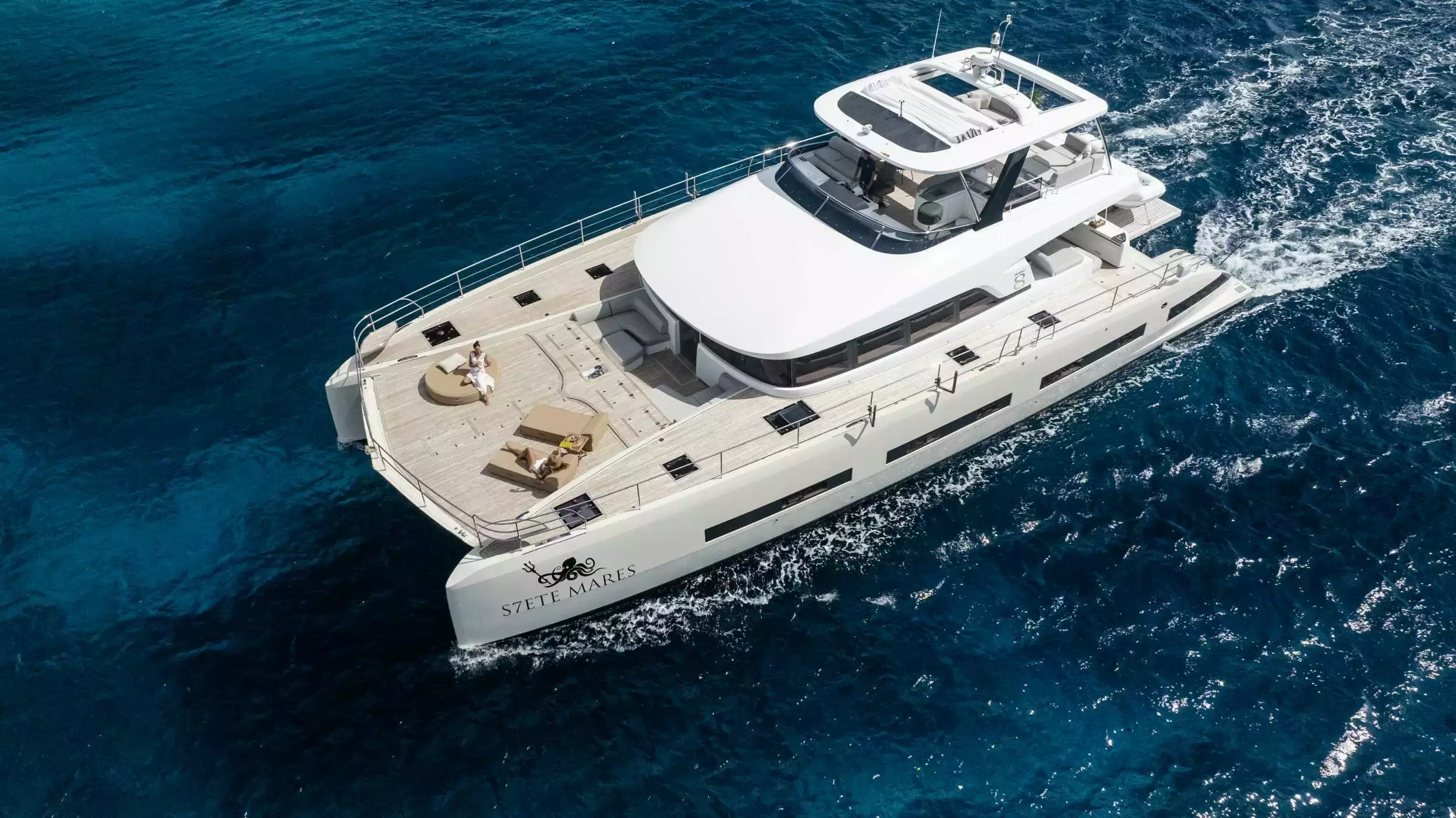 Siete Mares by Lagoon - Top rates for a Charter of a private Luxury Catamaran in St Martin