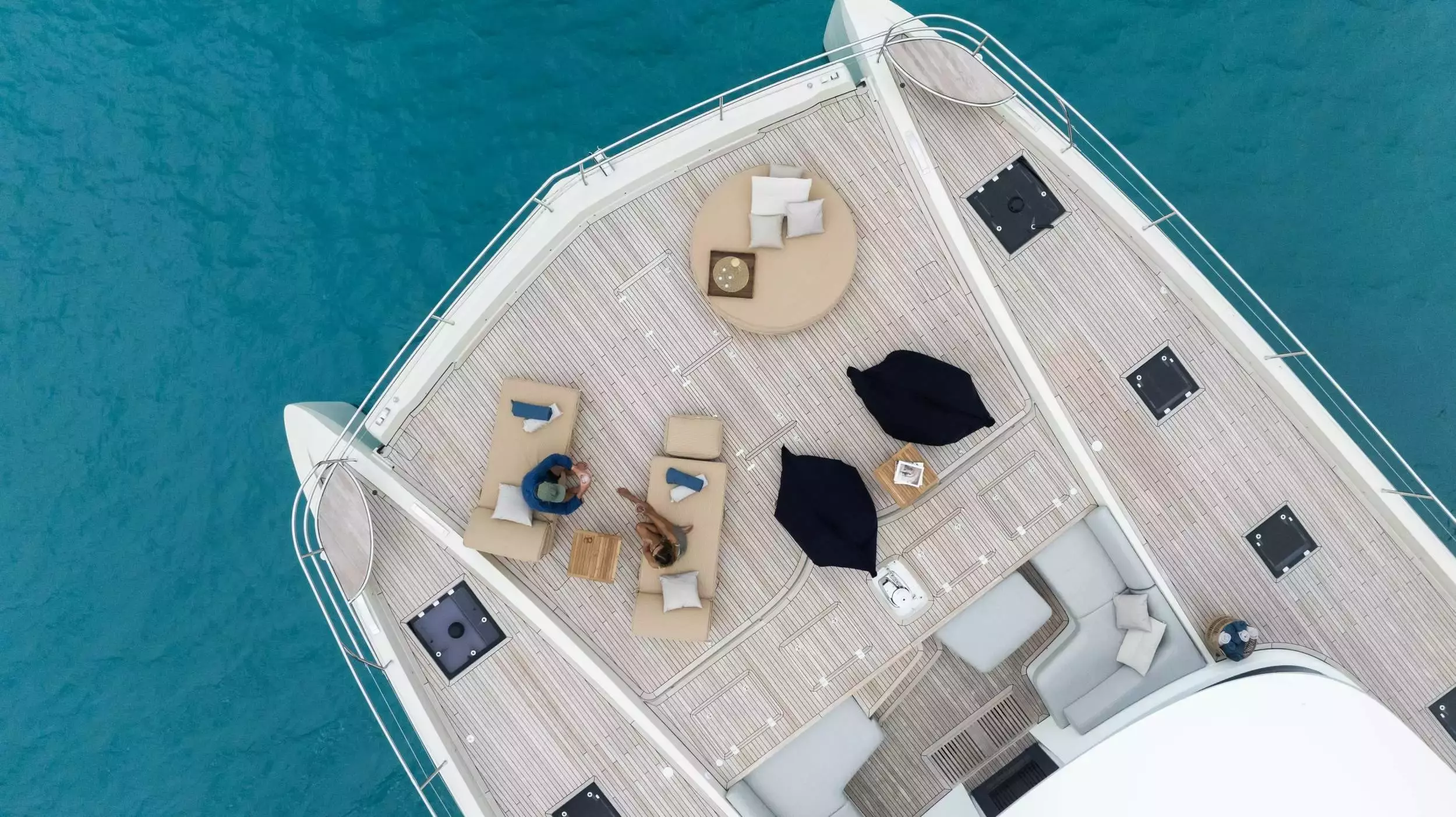 Siete Mares by Lagoon - Top rates for a Charter of a private Luxury Catamaran in St Martin