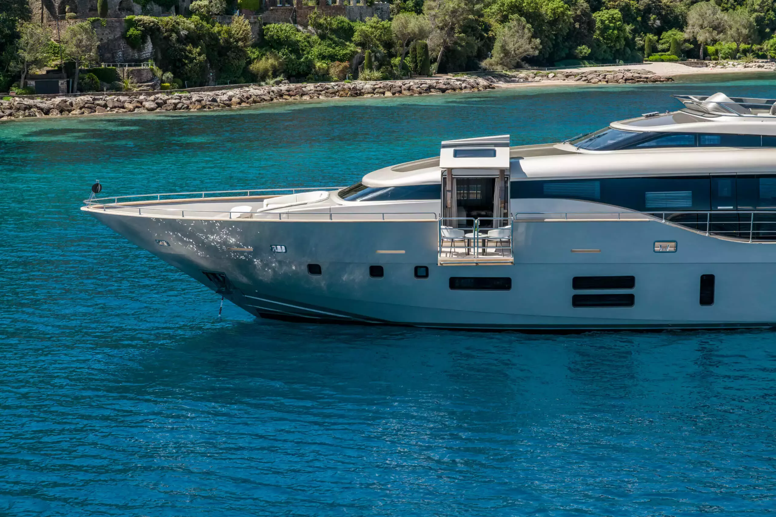 The Palm by Canados – Private Superyacht Charter in Portofino