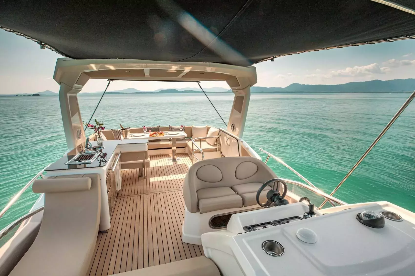 Boatcrowd