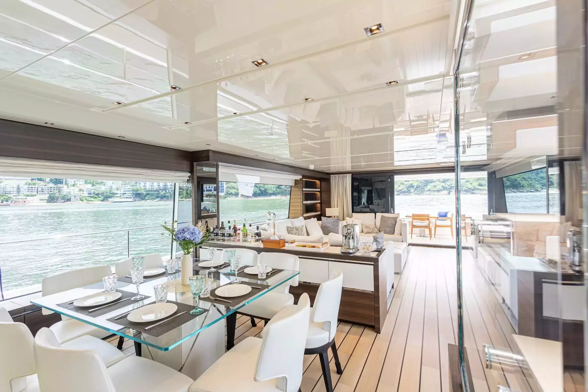 Boatcrowd
