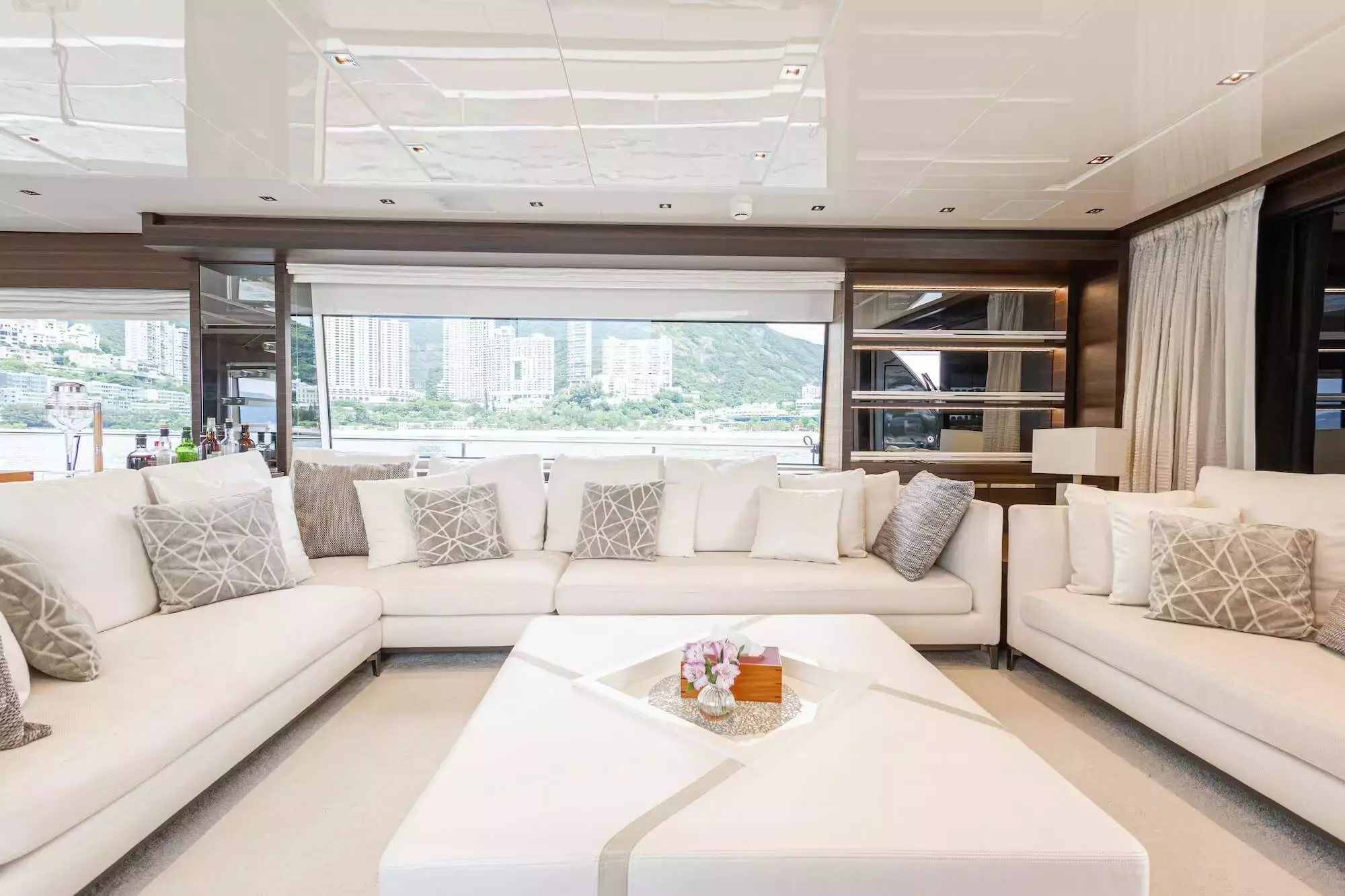 Boatcrowd