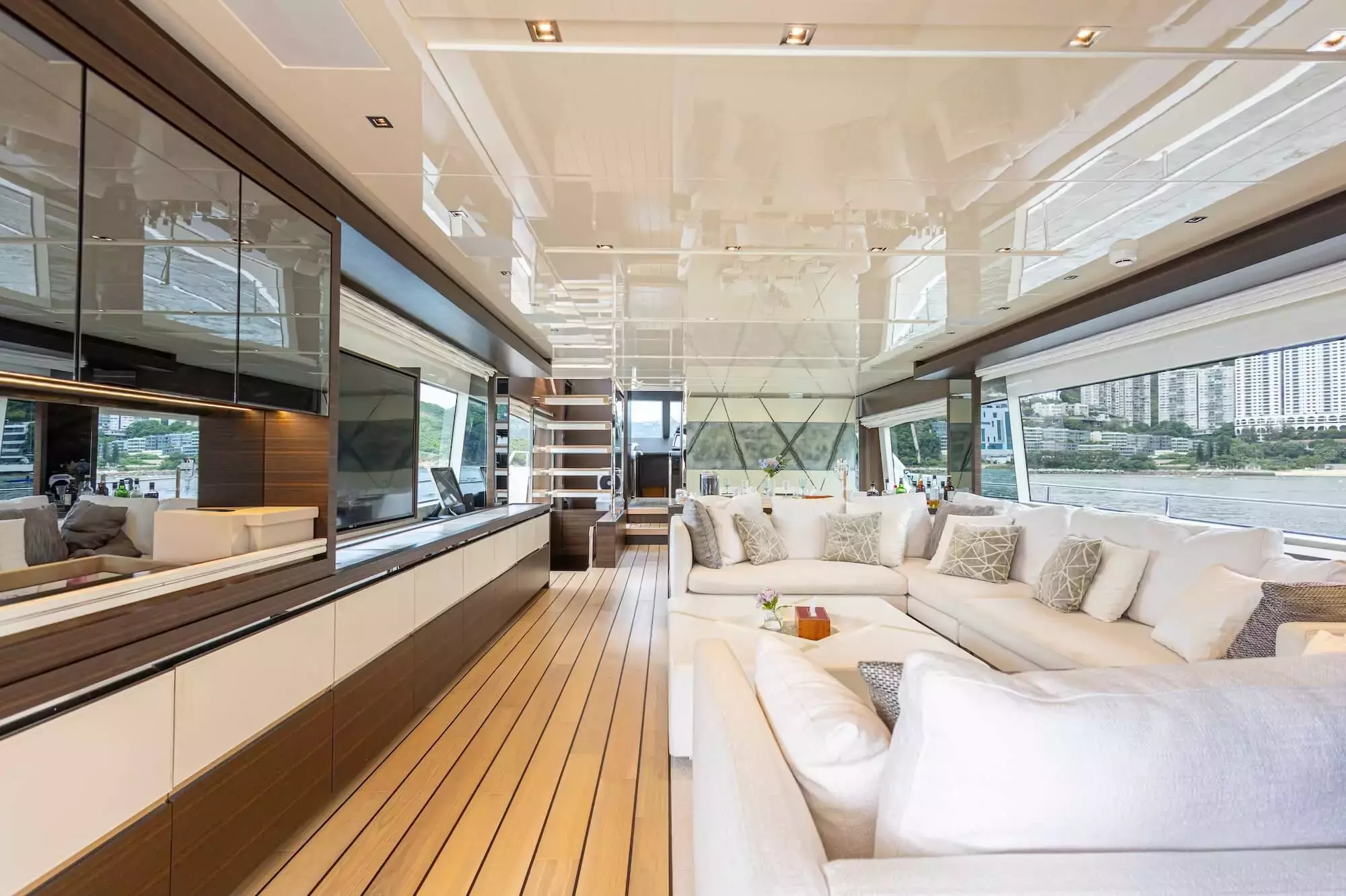 Boatcrowd