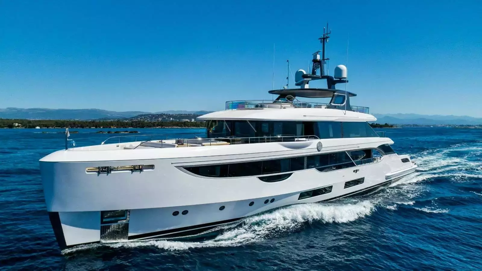 Northern Escape by Benetti - Special Offer for a private Superyacht Charter in Gold Coast with a crew