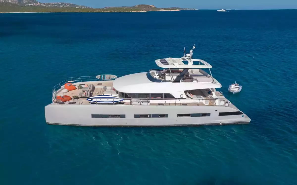 Zenit by Lagoon - Special Offer for a private Luxury Catamaran Charter in Tortola with a crew