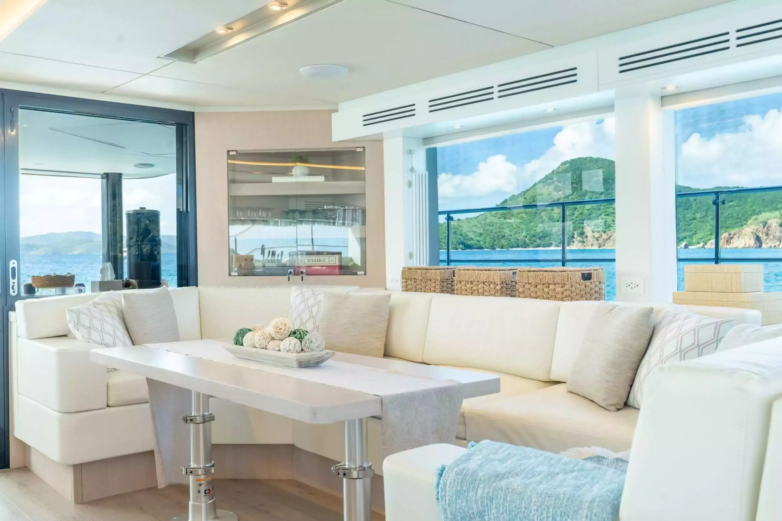 Forever Young by Two Oceans - Special Offer for a private Power Catamaran Charter in Jost Van Dyke with a crew