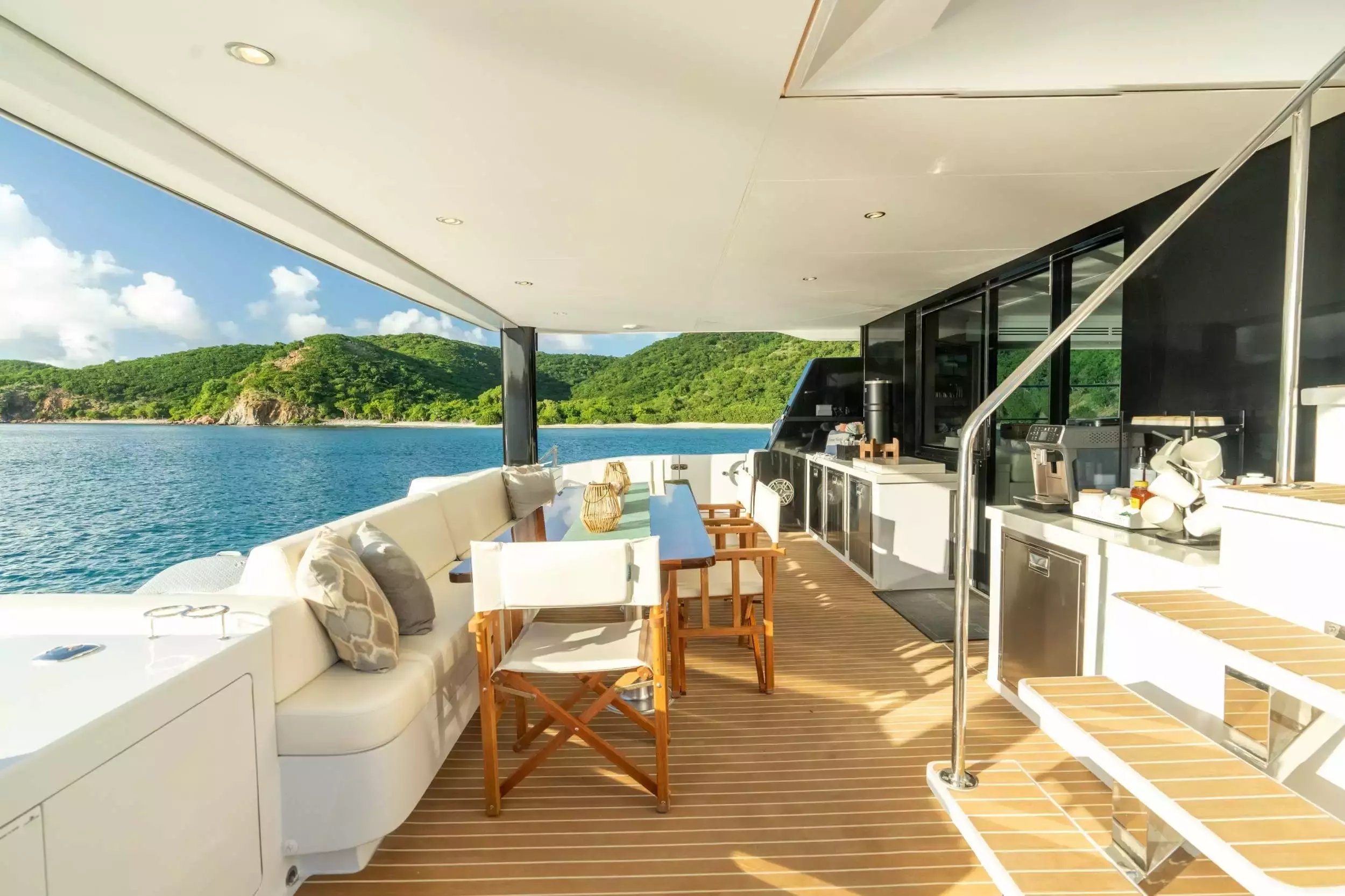 Forever Young by Two Oceans - Special Offer for a private Power Catamaran Charter in Jost Van Dyke with a crew