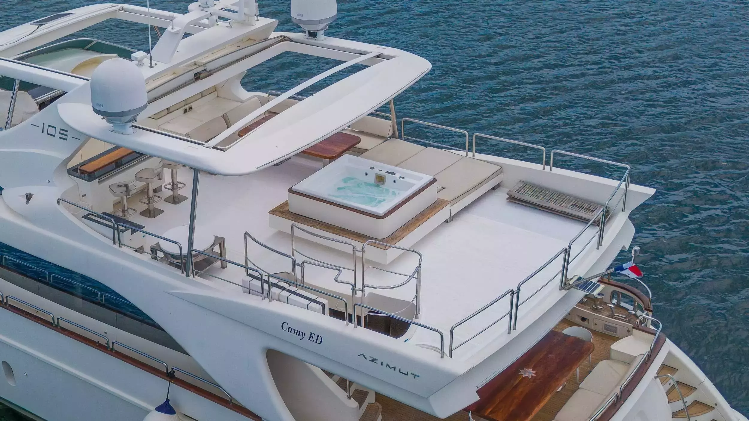 Camy Ed by Azimut – Private Motor Yacht Charter in Quepos – Special Offer at Boatcrowd